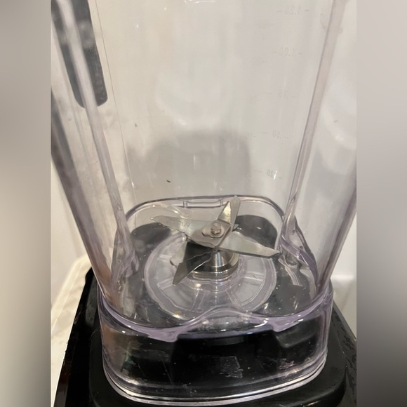 SALTON Harley Pasternak Power Blender Professional Grade - Picture 16 of 17